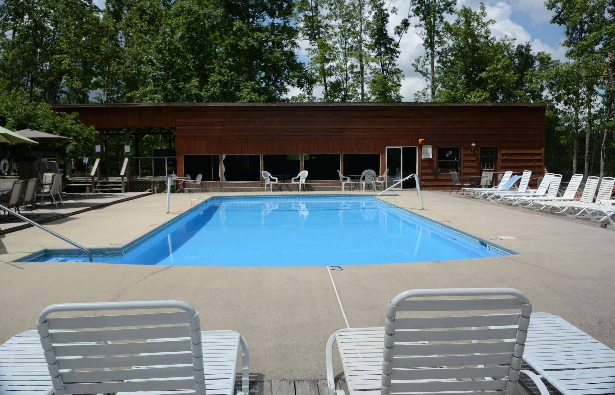Pandora'S Forest Resort - Adults Only Crossville Exterior photo